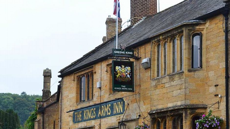The Kings Arms Inn Exterior