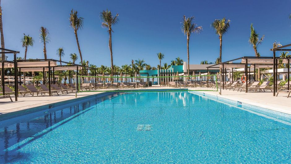 Hotel Riu Vallarta Pool