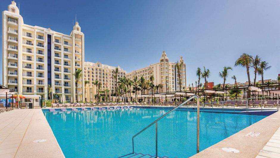Hotel Riu Vallarta Pool