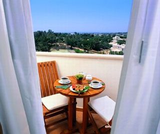 Vale Del Rei Suite & Village Resort