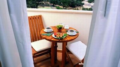 Vale Del Rei Suite & Village Resort