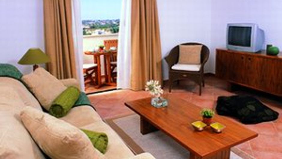 Vale Del Rei Suite & Village Resort Suite