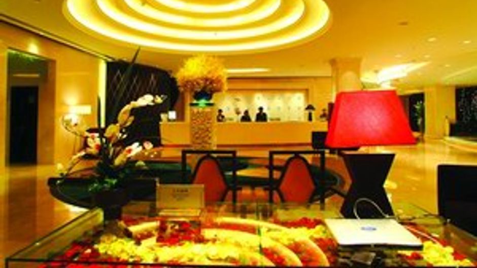 Huachen International Hotel Lobby