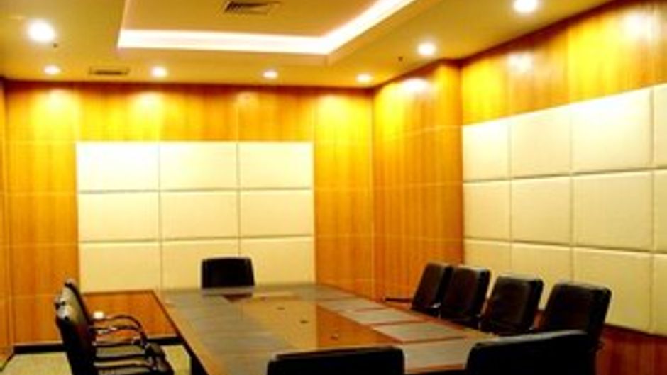 Golden River-View Hotel Meeting