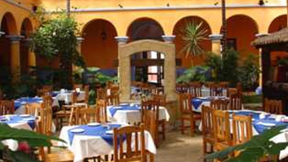 Plaza Magnolias Hotel Restaurant