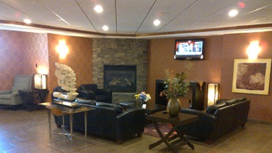 Franklin Suite Hotel Lobby