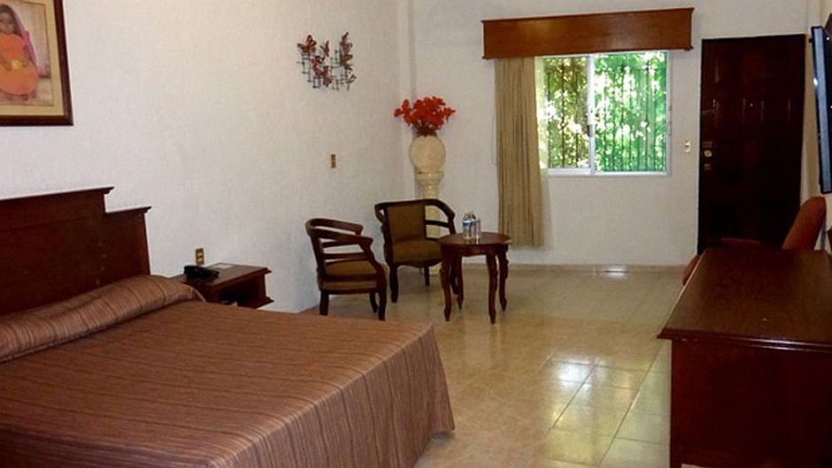 Hotel Bajo el Volcan Room