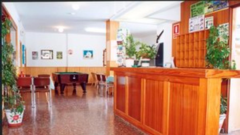 Fleming 50 Lobby