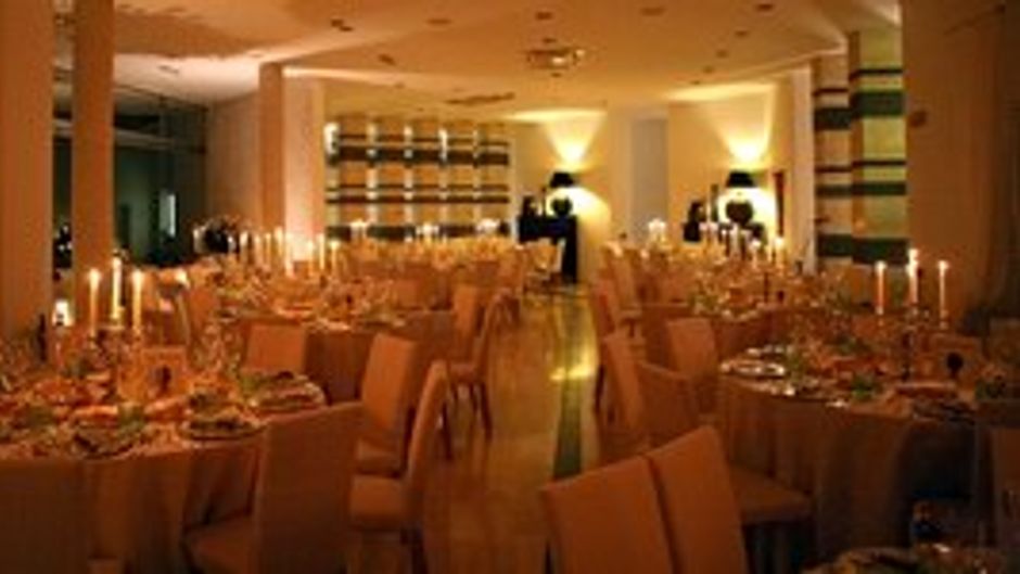 Tarthesh Hotel Banquet
