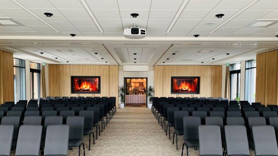 Hotel Color Meeting