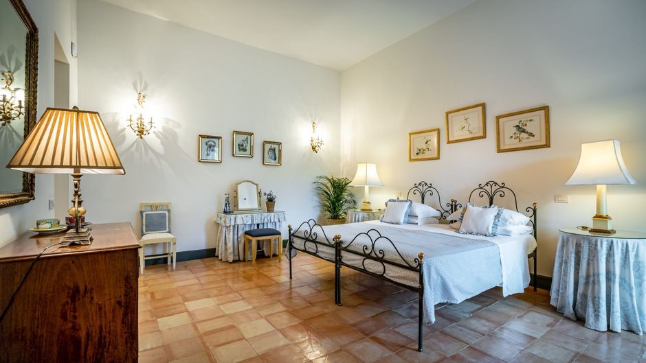 Palazzo Belmonte Room