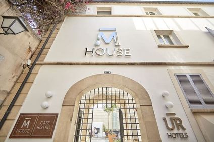 MHOUSE Hotel