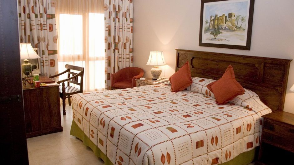 Al Hamra Village Hotel Room
