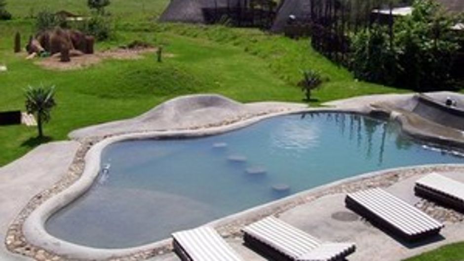 Hawane Resort Pool