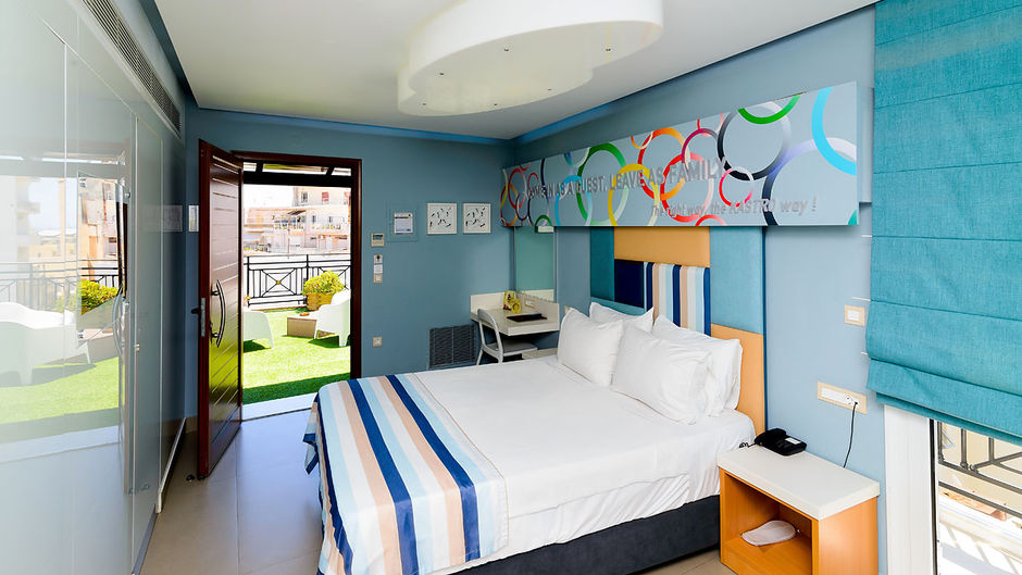 Kastro Hotel Room
