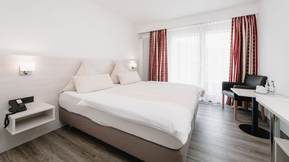 Euro Park Hotel International Room
