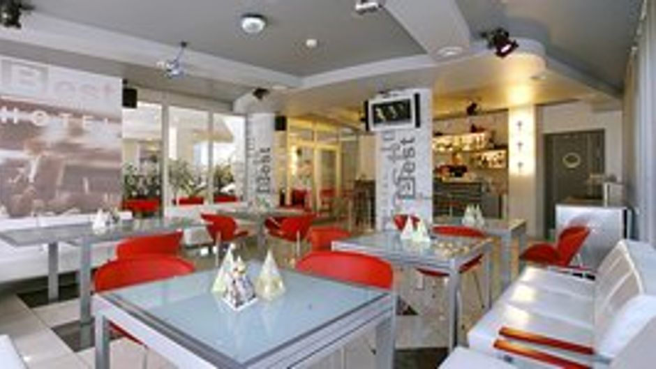 Best Hotel Restaurant