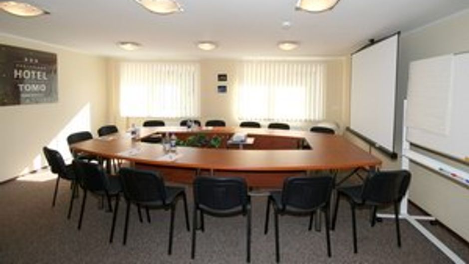 Hotel Tomo Meeting