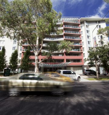 Pacific Suites Canberra
