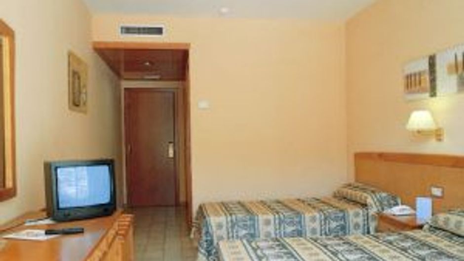 Hotel Oasis Tossa & Spa Room