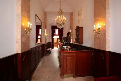 King Charles Boutique Hotel Residence
