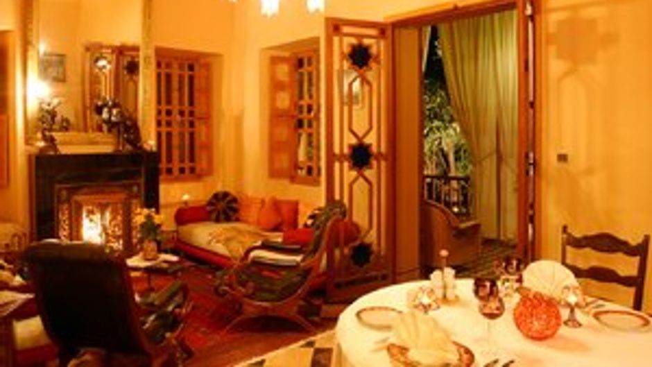 Dar Ayniwen Suite