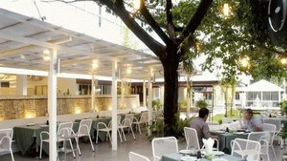 Sino House Hotel and Apartment Restaurant
