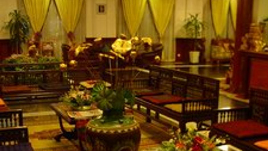 Angkor Holiday Hotel Lobby