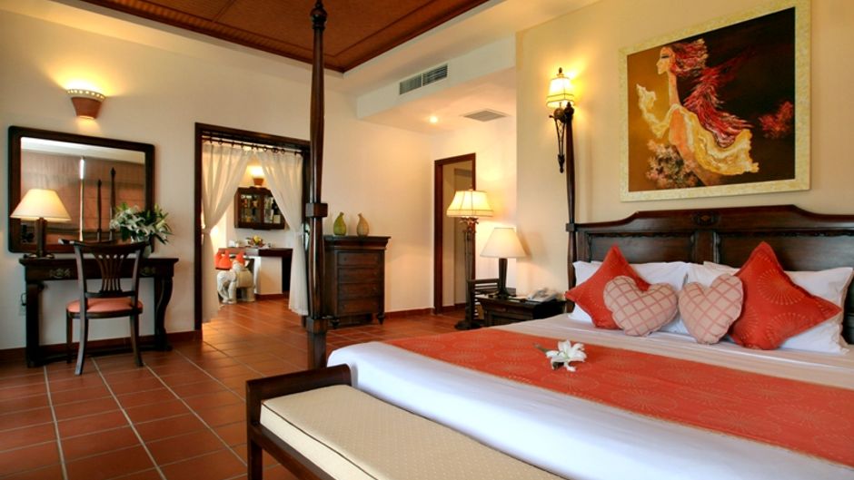 Palm Garden Beach Resort & Spa Hoi An Suite