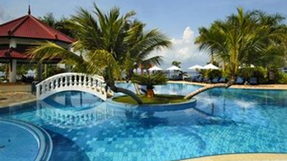 Sokha Beach Sihanouk Ville Pool