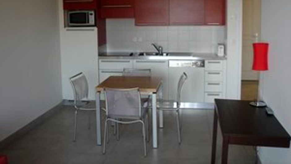 Eza Vista Room