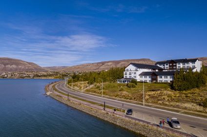 Xelena Hotel & Suites