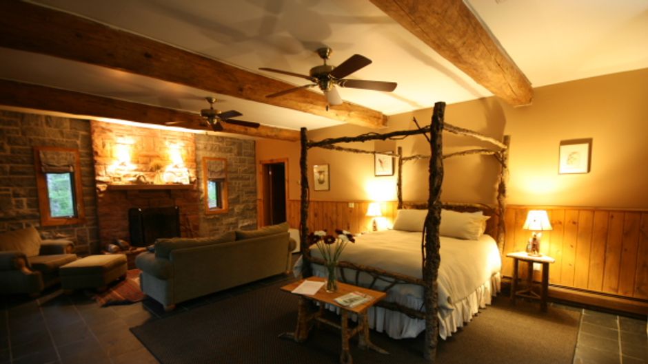 Trout Point Lodge of Nova Scotia Suite