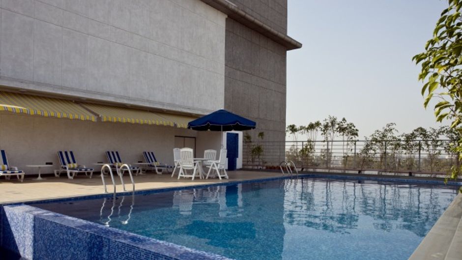 Lemon Tree Hotel, East Delhi Mall Pool
