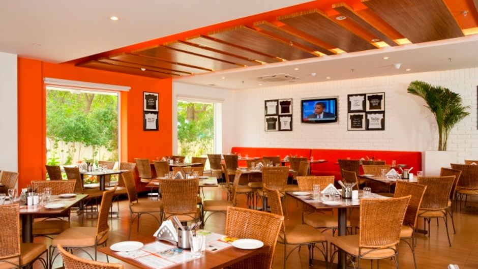 Lemon Tree Hotel Ahmedabad Restaurant