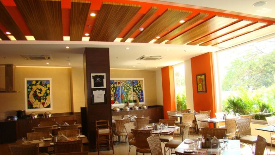 Lemon Tree Hotel Chennai Restaurant