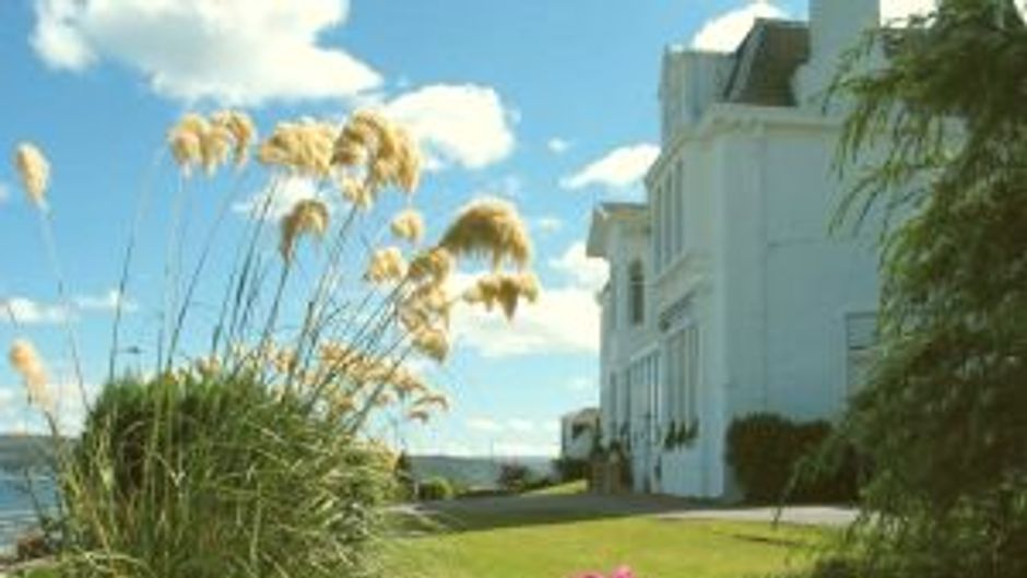 Hunters Quay Hotel Exterior