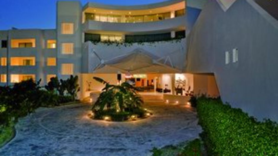 Secrets Aura Cozumel Exterior