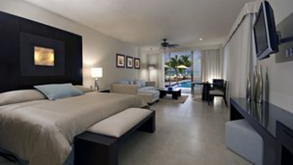 Secrets Aura Cozumel Suite