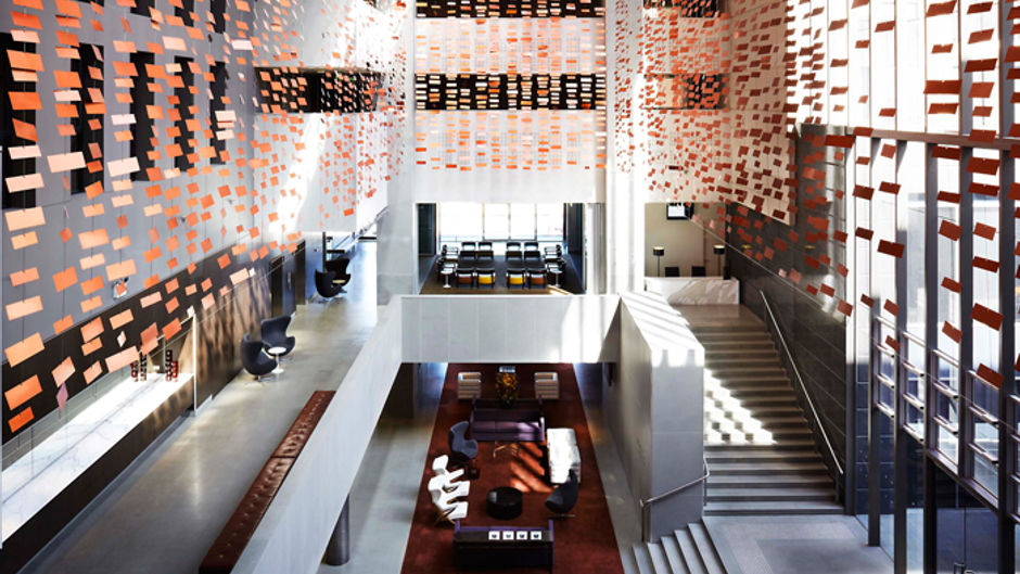 Hotel Realm Lobby