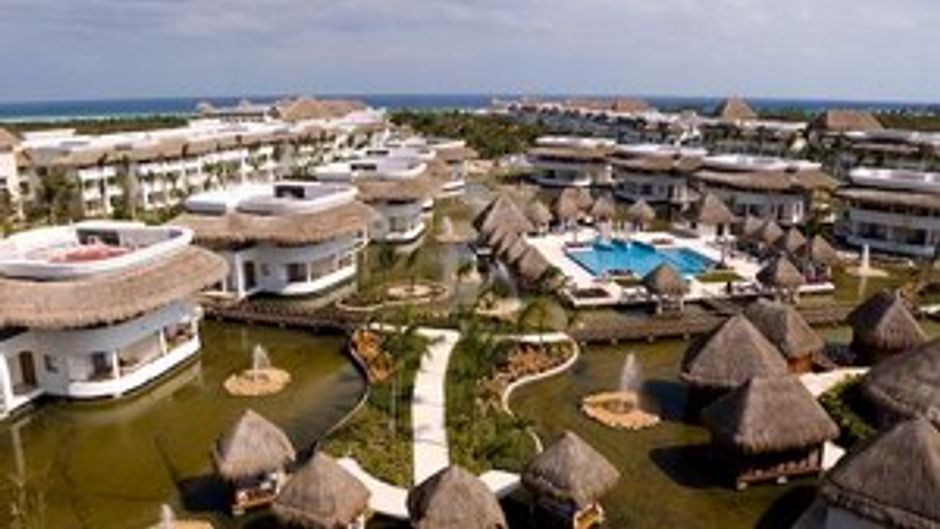 Grand Riviera Princess All Suites & Spa Exterior
