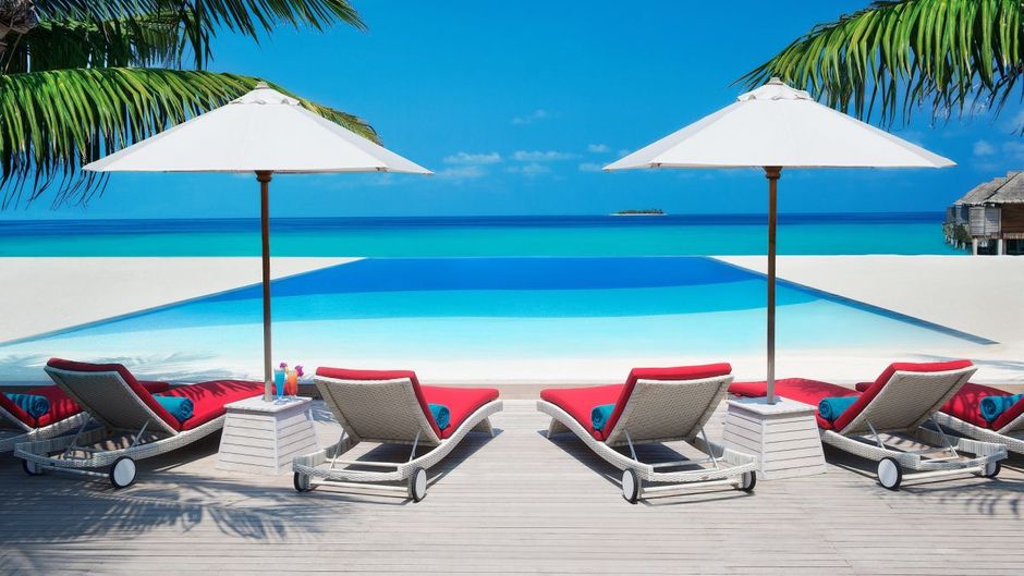 JA Manafaru Pool
