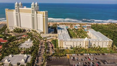 Hotel Riu Emerald Bay