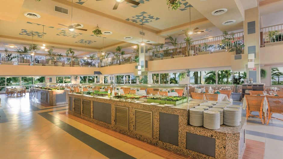 Hotel Riu Emerald Bay Restaurant