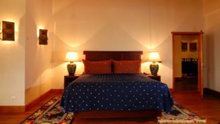 Zhiwa Ling Hotel Room