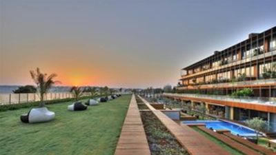 7800 Cesme Residences & Hotel