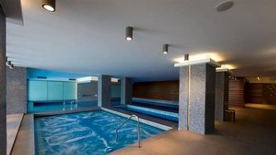 7800 Cesme Residences & Hotel Pool