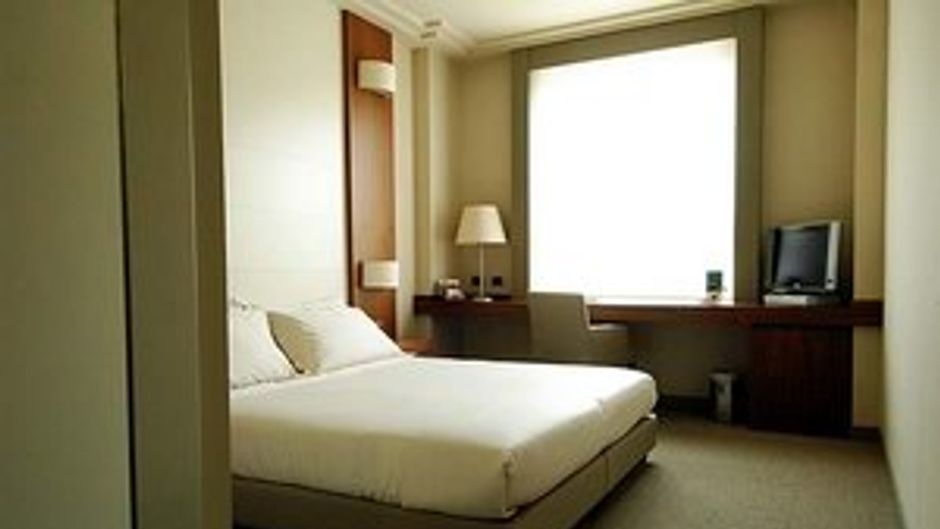 Relais Barrage Room