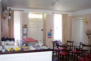 Rounceval House Hotel