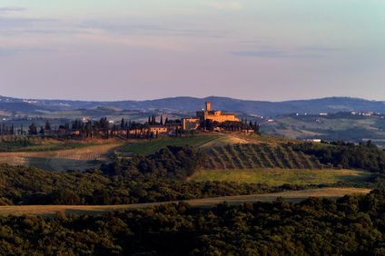 Castello Banfi-Il Borgo